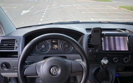 Volkswagen Transporter T5 рестайлинг, 2013 год, 1 800 000 рублей, 13 фотография