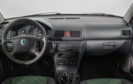 Skoda Octavia IV, 2001 год, 240 000 рублей, 13 фотография