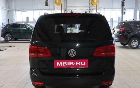 Volkswagen Touran III, 2011 год, 749 990 рублей, 5 фотография