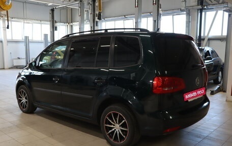 Volkswagen Touran III, 2011 год, 749 990 рублей, 7 фотография
