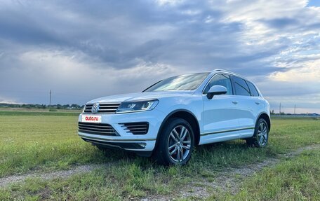Volkswagen Touareg III, 2016 год, 3 800 000 рублей, 3 фотография