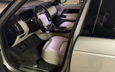 Land Rover Range Rover IV рестайлинг, 2019 год, 8 000 000 рублей, 17 фотография