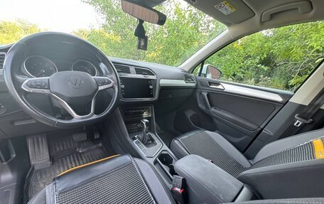 Volkswagen Tiguan II, 2020 год, 2 100 000 рублей, 12 фотография