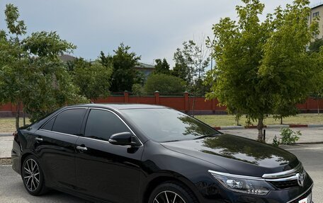 Toyota Camry, 2015 год, 1 780 000 рублей, 2 фотография