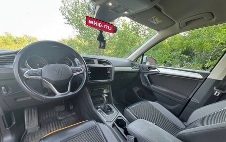 Volkswagen Tiguan II, 2020 год, 2 100 000 рублей, 13 фотография