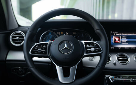 Mercedes-Benz E-Класс, 2020 год, 2 695 000 рублей, 20 фотография