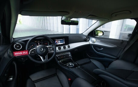 Mercedes-Benz E-Класс, 2020 год, 2 695 000 рублей, 18 фотография