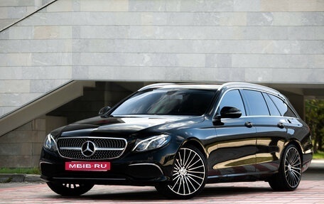 Mercedes-Benz E-Класс, 2020 год, 2 695 000 рублей, 27 фотография