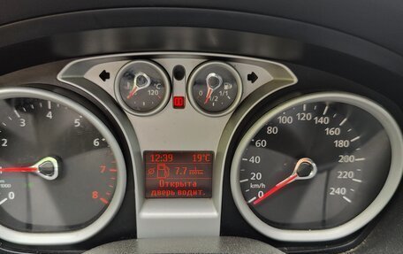 Ford Focus II рестайлинг, 2010 год, 500 000 рублей, 21 фотография