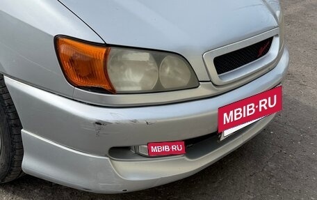 Toyota Ipsum II, 2001 год, 600 000 рублей, 5 фотография