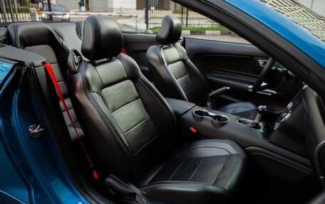 Ford Mustang VI рестайлинг, 2019 год, 3 700 000 рублей, 21 фотография