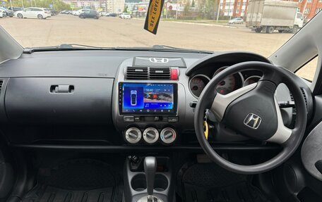 Honda Fit III, 2006 год, 575 000 рублей, 11 фотография