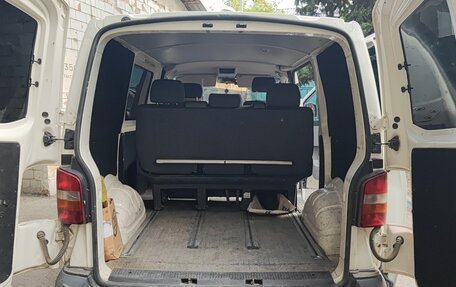 Volkswagen Transporter T5 рестайлинг, 2005 год, 1 250 000 рублей, 4 фотография