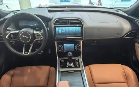 Jaguar XE I рестайлинг, 2024 год, 3 220 085 рублей, 3 фотография