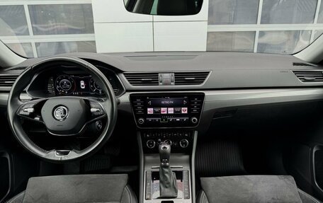 Skoda Superb III рестайлинг, 2021 год, 2 975 000 рублей, 7 фотография