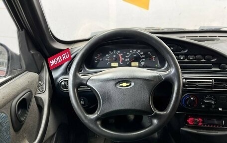 Chevrolet Niva I рестайлинг, 2004 год, 305 000 рублей, 10 фотография