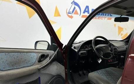 Chevrolet Niva I рестайлинг, 2004 год, 305 000 рублей, 19 фотография