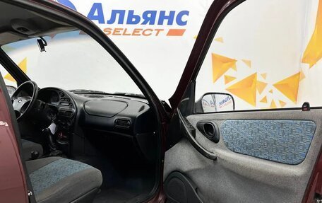 Chevrolet Niva I рестайлинг, 2004 год, 305 000 рублей, 25 фотография