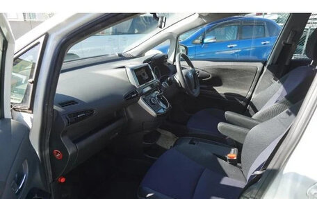 Toyota Wish II, 2017 год, 1 150 888 рублей, 11 фотография