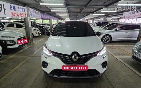 Renault Captur II, 2020 год, 1 459 000 рублей, 2 фотография