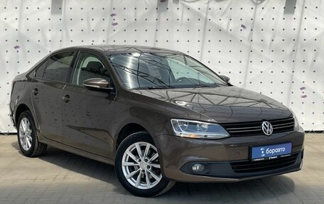 Volkswagen Jetta VI, 2012 год, 1 090 000 рублей, 2 фотография