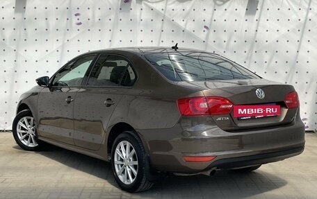 Volkswagen Jetta VI, 2012 год, 1 090 000 рублей, 5 фотография