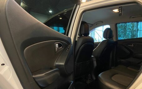 Hyundai ix35 I рестайлинг, 2014 год, 1 215 000 рублей, 24 фотография
