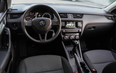 Skoda Octavia, 2017 год, 1 345 000 рублей, 6 фотография
