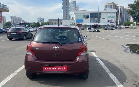 Toyota Vitz, 2010 год, 820 000 рублей, 3 фотография