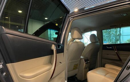 Toyota Highlander III, 2013 год, 2 590 000 рублей, 23 фотография