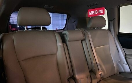 Toyota Highlander III, 2013 год, 2 590 000 рублей, 35 фотография
