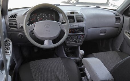 Hyundai Accent II, 2011 год, 650 000 рублей, 6 фотография