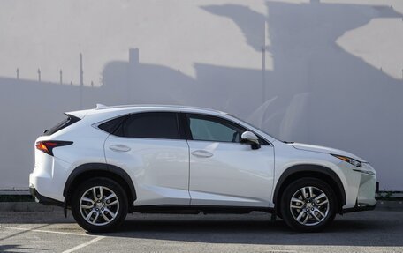 Lexus NX I, 2016 год, 2 600 000 рублей, 5 фотография