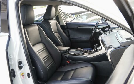 Lexus NX I, 2016 год, 2 600 000 рублей, 8 фотография