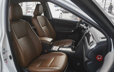 Toyota Camry, 2017 год, 1 949 000 рублей, 8 фотография