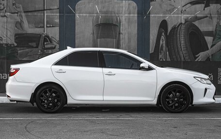 Toyota Camry, 2017 год, 1 949 000 рублей, 5 фотография
