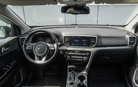 KIA Sportage IV рестайлинг, 2021 год, 2 990 000 рублей, 6 фотография
