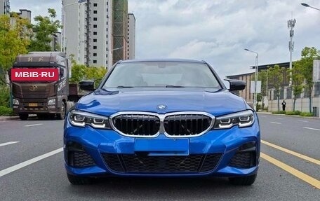 BMW 3 серия, 2022 год, 2 722 800 рублей, 2 фотография