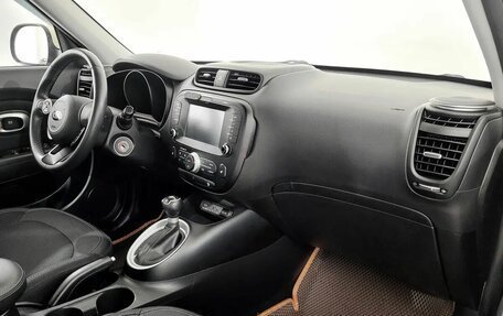 KIA Soul II рестайлинг, 2017 год, 1 415 000 рублей, 11 фотография