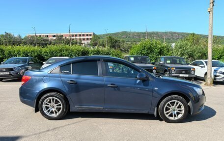 Chevrolet Cruze II, 2011 год, 569 000 рублей, 3 фотография