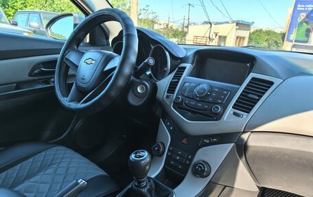 Chevrolet Cruze II, 2011 год, 569 000 рублей, 19 фотография