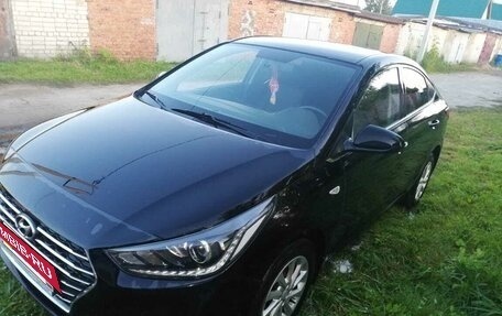 Hyundai Solaris II рестайлинг, 2019 год, 1 400 000 рублей, 4 фотография