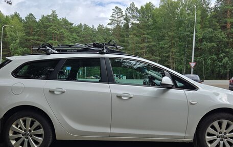Opel Astra J, 2013 год, 1 020 000 рублей, 7 фотография