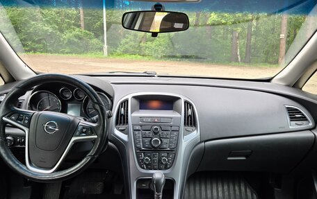 Opel Astra J, 2013 год, 1 020 000 рублей, 10 фотография