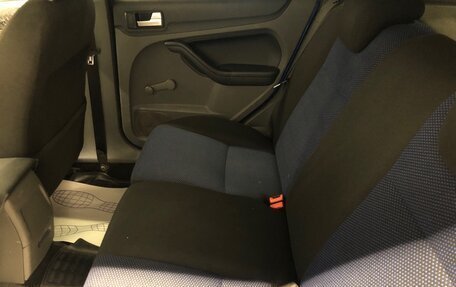Ford Focus II рестайлинг, 2007 год, 399 000 рублей, 17 фотография