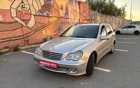 Mercedes-Benz C-Класс, 2005 год, 750 000 рублей, 6 фотография
