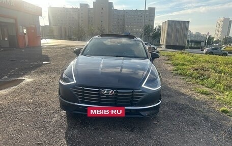 Hyundai Sonata VIII, 2021 год, 2 830 000 рублей, 2 фотография