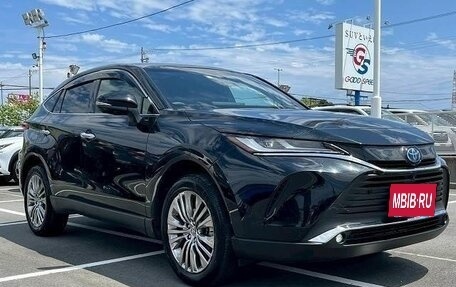 Toyota Harrier, 2022 год, 2 740 355 рублей, 2 фотография