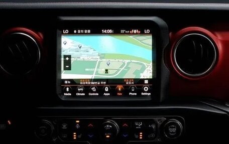 Jeep Wrangler, 2022 год, 3 850 000 рублей, 14 фотография
