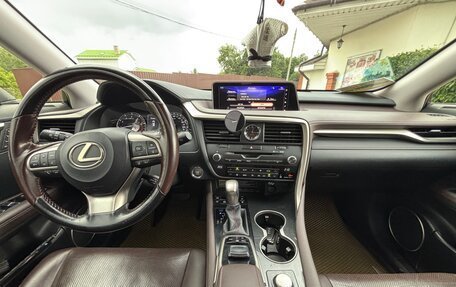 Lexus RX IV рестайлинг, 2016 год, 4 000 000 рублей, 9 фотография
